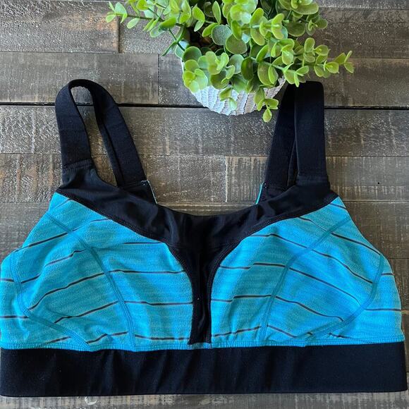 Zella Blue Striped Sports Bra, Activewear Wire Free - Picture 1 of 6
